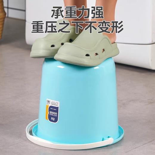 带盖小水桶 塑料迷你桶 小塑料桶搞卫生清洁桶美术洗笔桶钓鱼桶手提水桶手提收纳桶随机颜色1个 商品图3