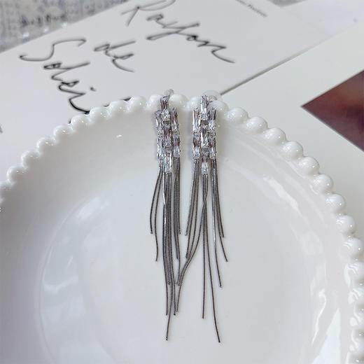 气质流苏长款链条式设计银针耳环-纪念日百货门店同款167796055 商品图0