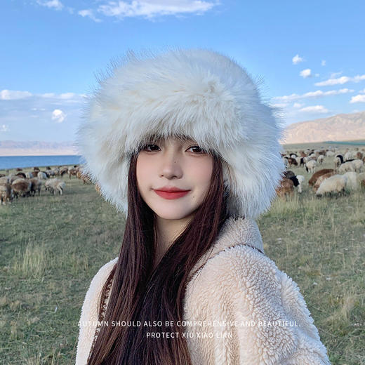 【显脸小❗️ 蒙古毛毡帽】一体成型，包裹感满满，加绒加厚保暖护耳，不易掉落牢固佩戴，2025新款显脸小帽大头围毛茸茸渔夫帽QQ 商品图0