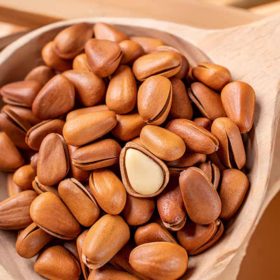 💰29.9到手6袋【君味唻开口松子】🌰天然醇厚松木香，入口油润不腻😋 ✅ 源自东北红松🌲人工精挑细选👐琥珀外衣一剥秒掉🍯，雪白油润果肉嫩到流油💦 