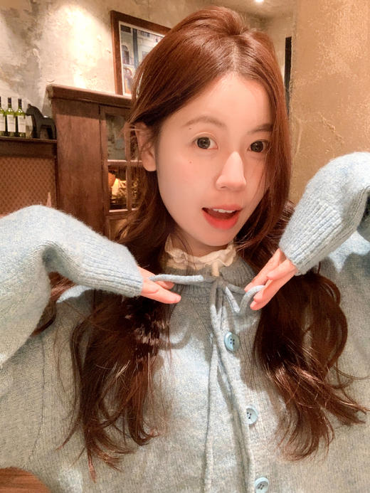 <曾小咸推荐> 现货秒杀！微信超特价！蓝色蝴蝶结短款毛衣开衫 日常179.99 立减90 秒杀89.99！ 商品图7