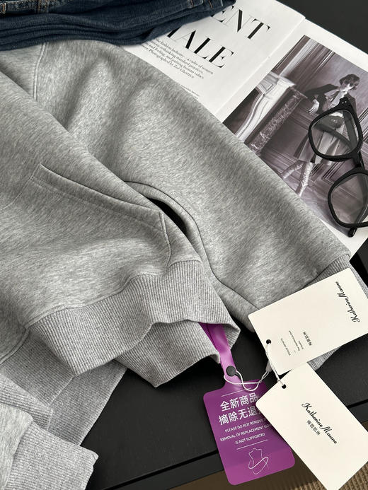 超显嫩❗️卫衣裤套装一套入👍【梅茵凯琳Meline Kaylin羚羊绒阔腿裤/印花连帽卫衣】⚠️柔软好穿，裤子一体绒设计‼️  ⚠️舒适感拉满，连帽设计慵懒防风，修饰腰身！ 商品图13