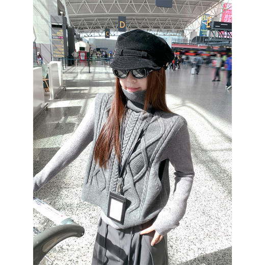 <曾小咸推荐>3.22现货秒杀 ！微信超特价！两穿高领毛织马甲背心 日常169.99 立减90 秒杀79.99！！抽绳直筒西装裤（加厚）秒杀89.99！！ 商品图3