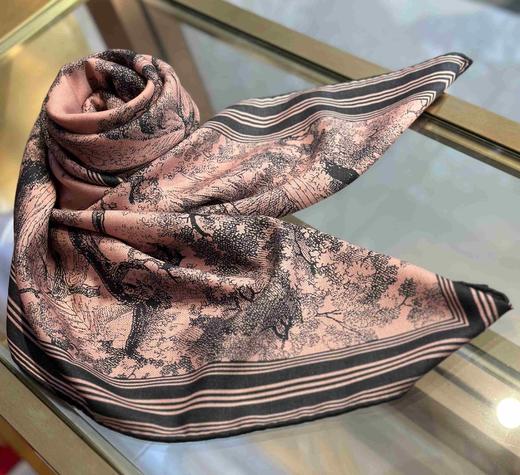 优品堂『雍容华贵』140x140桑蚕丝+羊绒方巾 商品图5