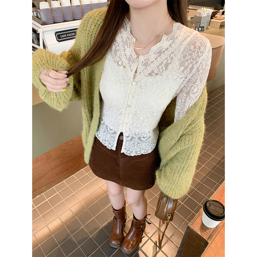 <曾小咸推荐>V领开衫蕾丝长袖打底衫 商品图2