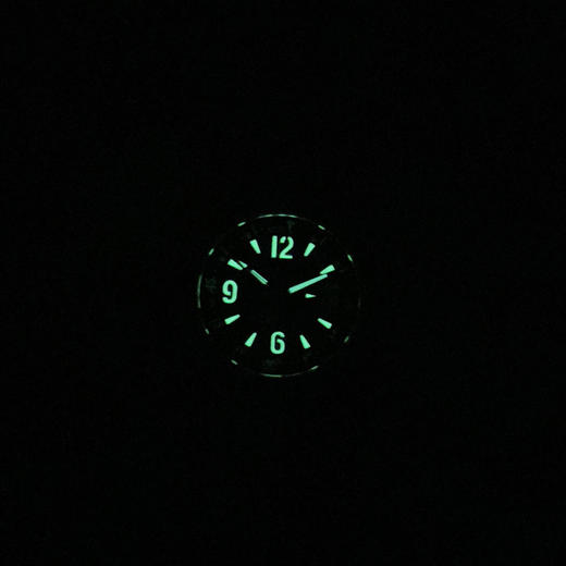 【95新】Jaeger-LeCoultre积家Q1728401自动机械机芯日期显示37mm（中性款）运动大师系列精钢/表圈镶嵌原厂钻石 011125MC11 商品图7