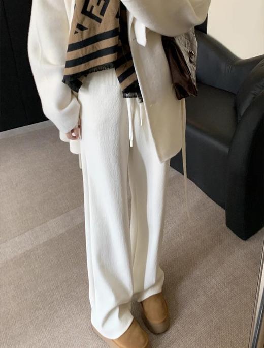 高奢款含羊毛+桑蚕丝 肌理浮雕休闲直筒阔腿裤 商品图7