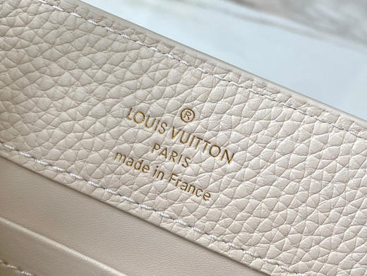 秋冬特惠💰1750 渠道级LV 新品 te级LV 动态芯片 M15117/M48865浅紫拼奶白珍珠花朵款 商品图5