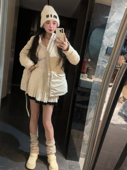 蒙家连帽小短款羽绒服 商品图5