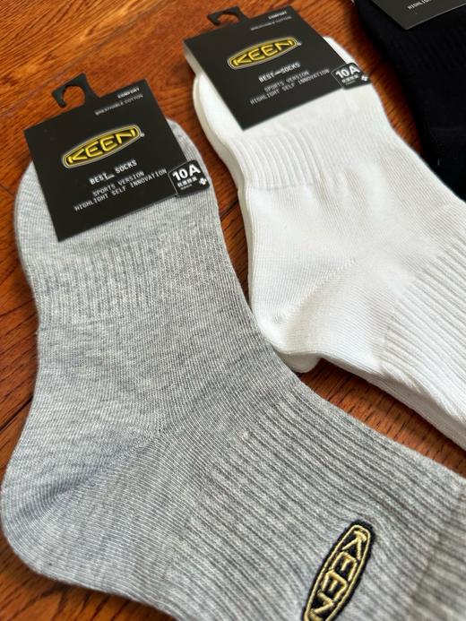 一组(黑白灰各1) 美户外品牌Keen刺绣中筒袜三双装 商品图4