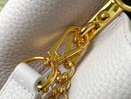 秋冬特惠💰1800 渠道级LV 新品 te级LV 动态芯片 M25476/M48865浅紫珍珠花朵 商品图4