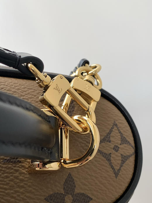 秋冬特惠💰1220 渠道级LV【全钢五金 MB163c01变码芯片】te级LV 全套包装 化妆盒子 实拍 M47125老花Vanity Chain Pouch 手袋 商品图5