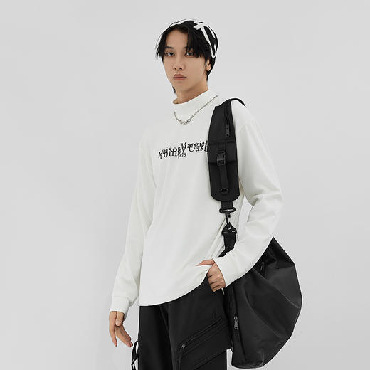 【断码清仓】HX 秋冬季中领长袖T恤Y102340003101/02 商品图2