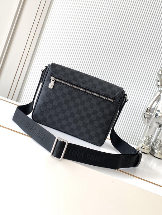 秋冬特惠💰1170 渠道级LV【全钢五金 MB163c01变码芯片】te级LV 全套包装 M46710黑格 本款 District 小号邮差包 商品图2