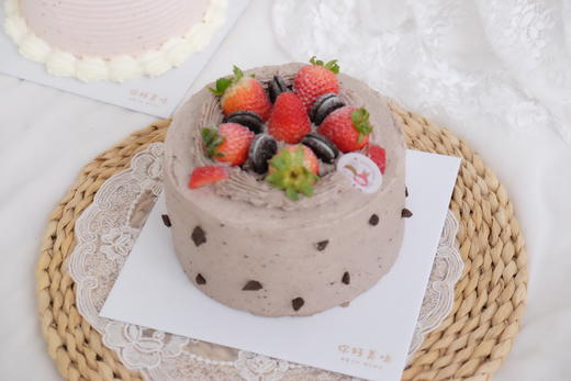 草莓奥利奥咸奶油蛋糕 商品图0
