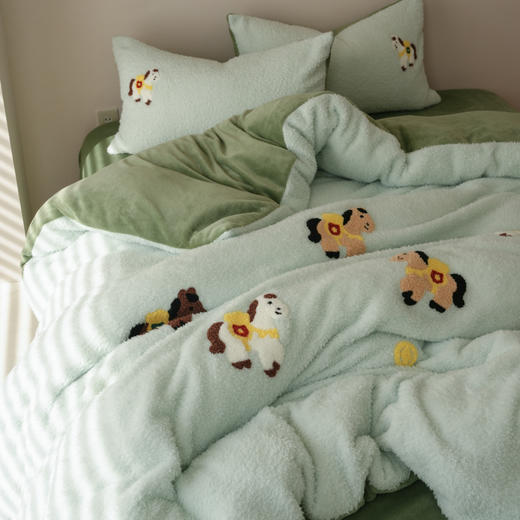 自然醒保暖舒适A版240g蚂蚁绒B版230g牛奶绒毛巾绣四件套HS 商品图12