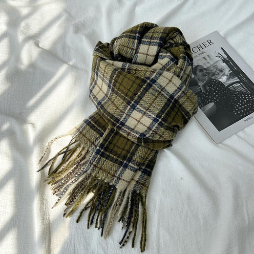 格子围巾女秋冬学生新款围脖韩系流苏高级氛围感保暖情侣百搭披肩 商品图3
