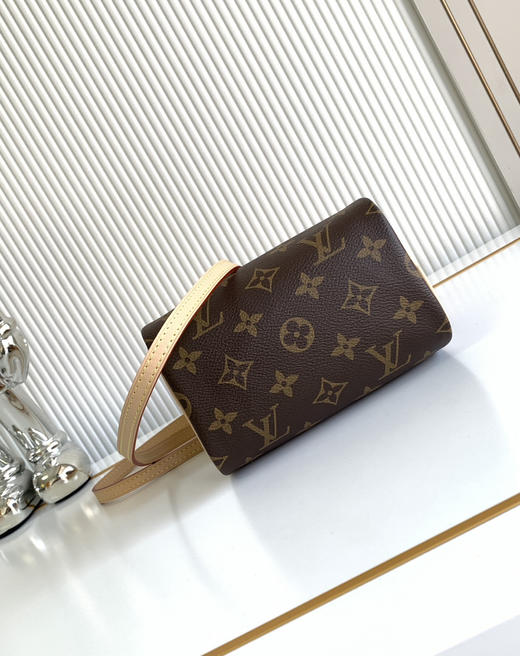 秋冬特惠💰980 渠道级LV【全钢五金 变码芯片】te级LV 全套包装 M61252老花 手袋 商品图3