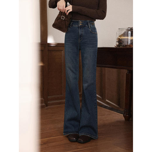 鹿向南「情诗满卷」蓝色高腰微喇牛仔裤女秋冬新款复古阔腿喇叭裤 商品图3