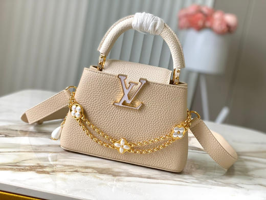 秋冬特惠💰1750 渠道级LV 新品 te级LV 动态芯片 M25461/M48865杏黄拼奶白珍珠花朵款 商品图0