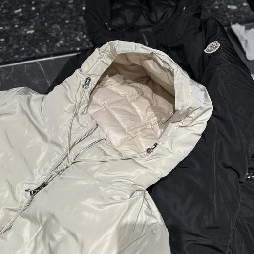 蒙家连帽小短款羽绒服 商品图13