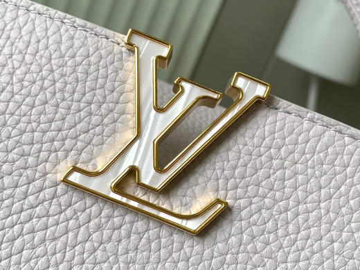 秋冬特惠💰1800 渠道级LV 新品 te级LV 动态芯片 M25476/M48865浅紫珍珠花朵 商品图3