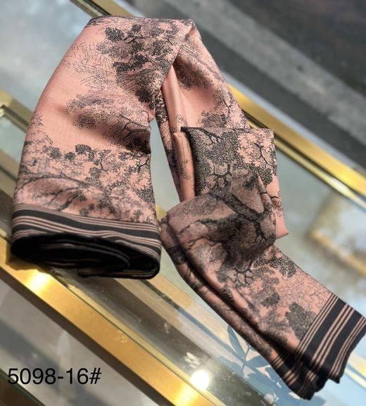 优品堂『雍容华贵』140x140桑蚕丝+羊绒方巾 商品图6