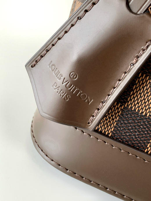 秋冬特惠💰1300 渠道级LV【全钢五金 MB163c01变码芯片】te级LV 全套包装 M41221咖啡格 本款 Alma BB 手袋 商品图4