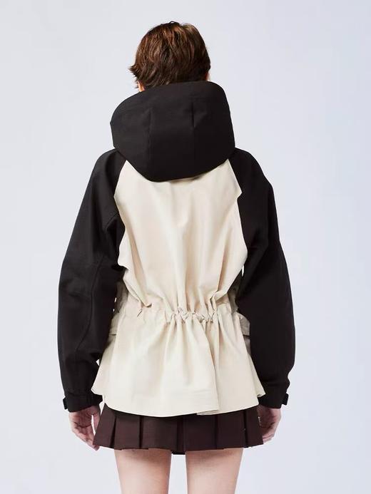 吊牌1699元，品牌特卖【内里加绒】3013米拼黑色加绒收腰中长冲锋衣外套-喜出 商品图4