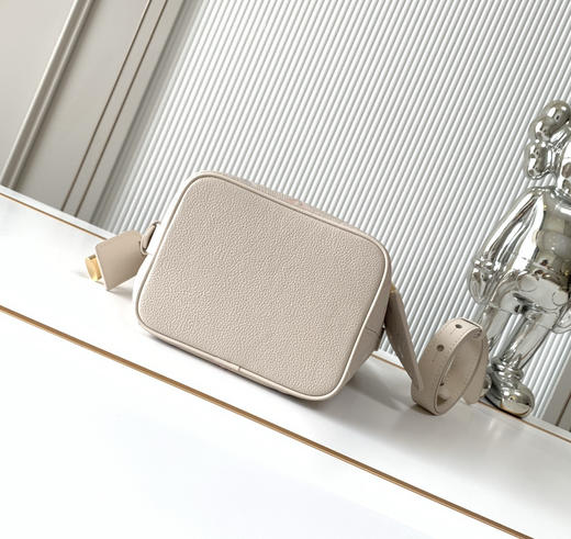 秋冬特惠💰1340 渠道级LV【全钢五金 MB163c01变码芯片】te级LV 全套包装 M25673渐变丝印 本款 All In BB 手袋 商品图3