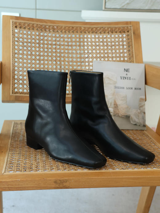 法式洋气方头真皮瘦瘦靴 商品图0