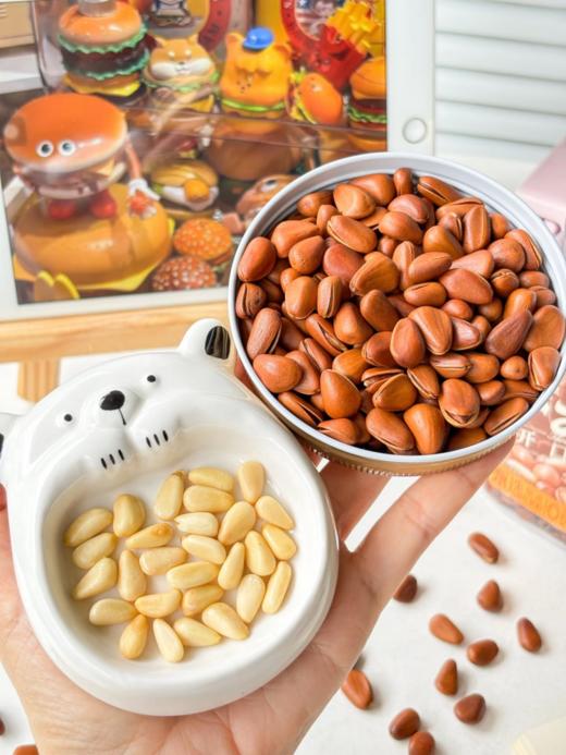 💥炸穿底价💰29.9到手6袋【君味唻开口松子】🌰天然醇厚松木爆香，入口油润不腻越嚼越上头😋 ✅ 源自东北红松🌲人工精挑细选👐琥珀外衣一剥秒掉🍯，雪白油润果肉嫩到流油💦 商品图3