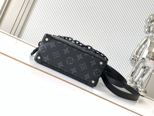 秋冬特惠💰1330 渠道级LV【全钢五金 MB163c01变码芯片】te级LV 全套包装 M44735黑花 Virgil Abloh 为春夏秀场呈现 Mini SOFT TRUNK 链条包 商品图3