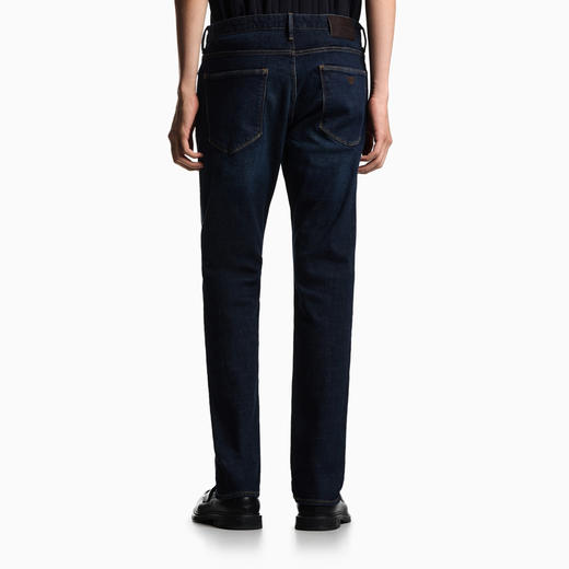 EMPORIO ARMANI 阿玛尼 男士徽标贴片 J06 修身水洗牛仔裤 蓝色 EM000121 AF17746 MB001 商品图2