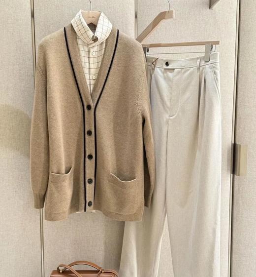 重磅渠道   lp栗子驼夹花开衫   撞色门襟老钱风  纯羊绒针织开衫 商品图1