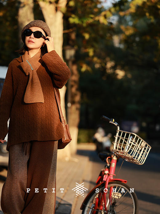 PETIT SCHAN小闪 CLO#973 Autumn Scenery 秋色 绵羊毛绞花V领套头毛衣 商品图1