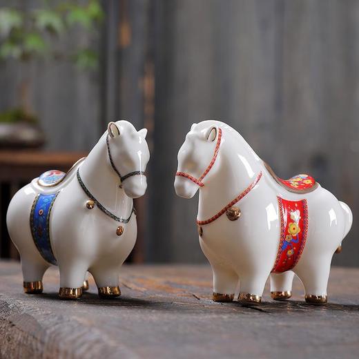 【皆是黑马·马到成功陶瓷马摆件】小唐马绿马黑马升迁玄关办公室桌面装饰品 商品图1