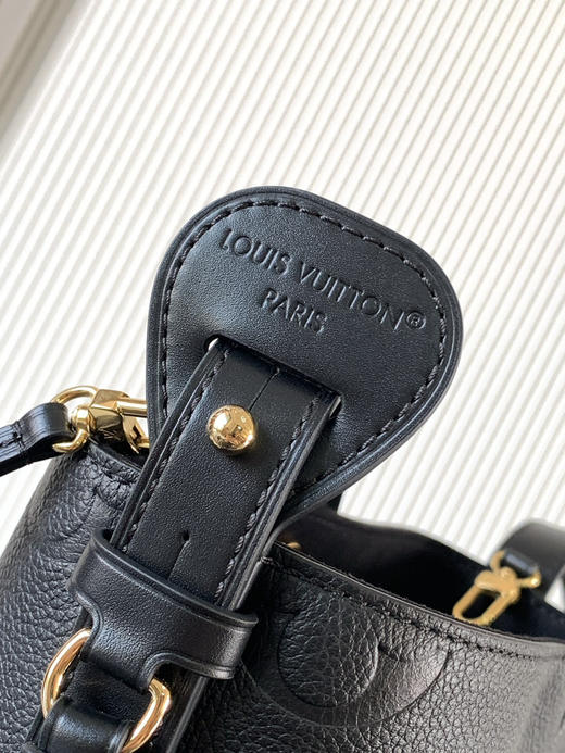 秋冬特惠💰1290 渠道级LV【全钢五金 MB163c01变码芯片】te级LV 全套包装 M13480黑色压花 本款All In BB手袋 商品图6