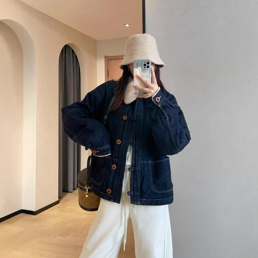 丁摩 复古温暖显瘦羊羔毛翻领短款工装夹棉牛仔外套女5ZF-202 商品图1