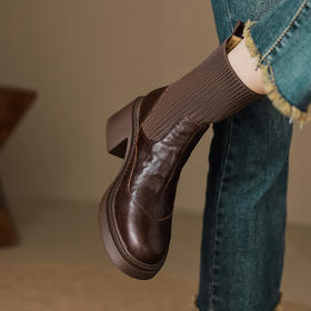 【预售5天】圆头马丁靴小个子厚底粗跟短靴子秋季新款复古风毛线筒大码女靴子HY-3889