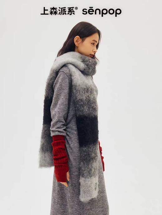 4楼Eubelle欧蓓 上森派系围巾 女 冬季羊毛围脖护颈披肩韩系渐变 活动价：229.9-379.9元 商品图2