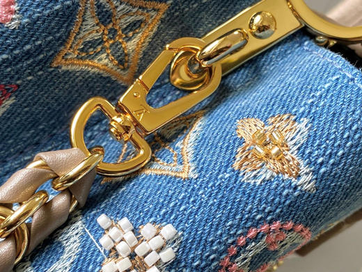 秋冬特惠💰1680 渠道级LV 新品 te级LV 动态芯片 M12947/M48865淡咖丹宁花朵刺绣款 商品图5