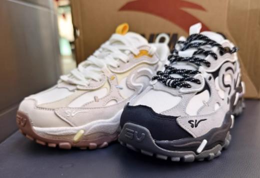 安踏SV曲奇COOKIE女款冬季百搭潮流休闲运动老爹鞋 122548807VS 商品图0