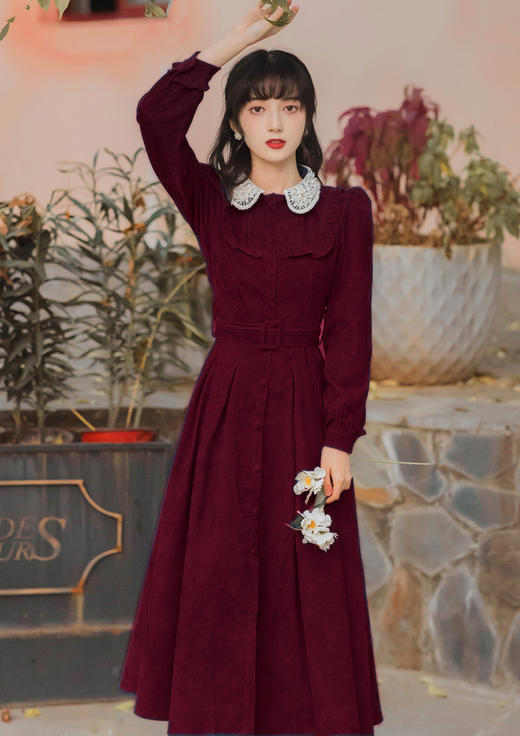 法式娃娃领灯芯绒连衣裙女秋冬复古温柔气质收腰显瘦小众时尚减龄 商品图1