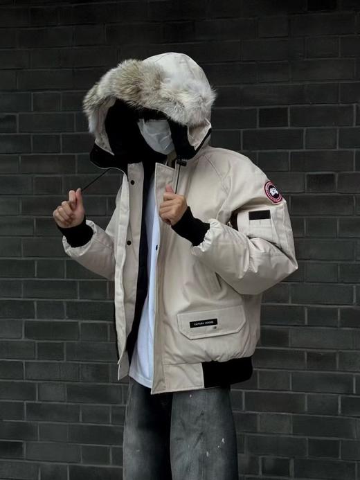 Canada Goose 大鹅01款短款男女羽绒服 CG1002 商品图3