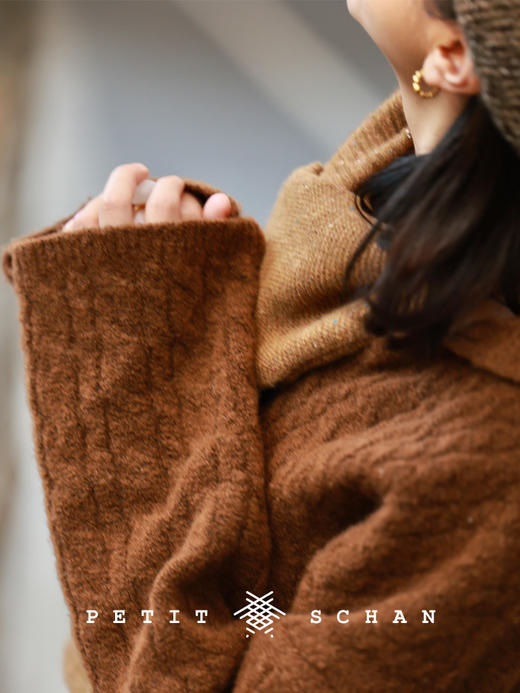 PETIT SCHAN小闪 CLO#973 Autumn Scenery 秋色 绵羊毛绞花V领套头毛衣 商品图5