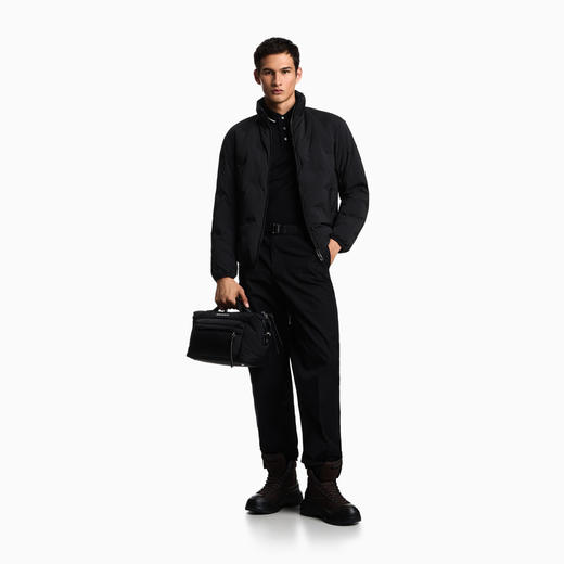 EMPORIO ARMANI 阿玛尼 男士饰有通体镶嵌的微型老鹰图案全拉链尼龙羽绒服 黑色 EM003045 AF18232 UC001 商品图4