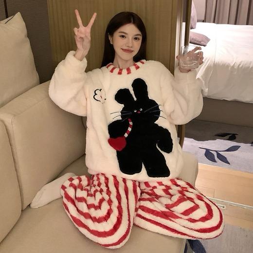 买手优选长毛绒圆领套头少女卡通加绒加厚家居服套装168293097 商品图3