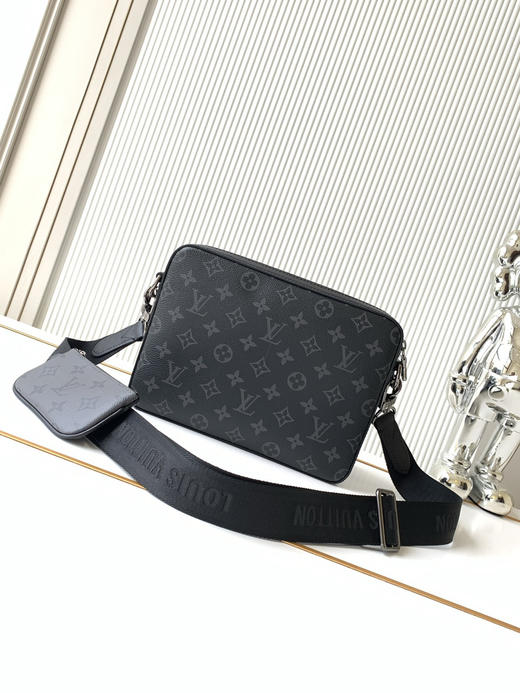 秋冬特惠💰1270 渠道级LV【全钢五金 MB163c01变码芯片】te级LV 全套包装 M69443 黑花三件套 男士挎包 商品图2