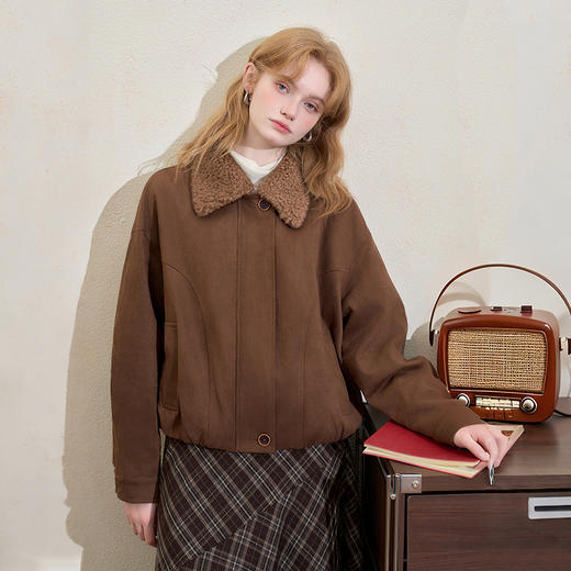 西遇复古麂皮绒加厚短款外套女冬季翻领拉链机车服夹克棉服V3755293 商品图3